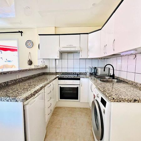 Cozy Beachfront Flat With Pool & Panoramic Sea View Terrace Apartment Puerto de Santiago  Ngoại thất bức ảnh