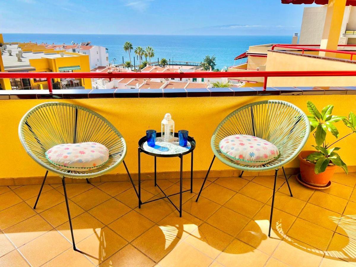 Cozy Beachfront Flat With Pool & Panoramic Sea View Terrace Apartment Puerto de Santiago  Ngoại thất bức ảnh